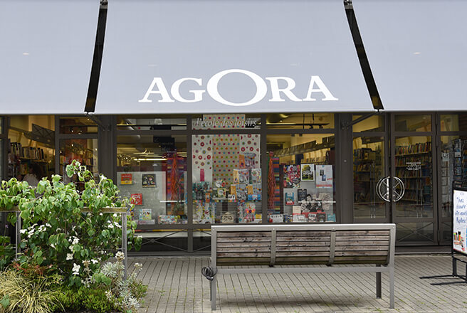 agora-librairie-vitrine-du-centre-ville