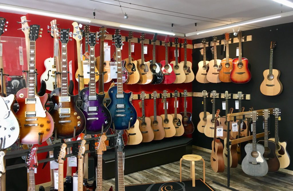 Magasin De Vente D'instruments De Musique à Yaoundé